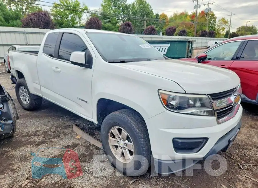 1GCHTBEAXH1163672 Photo# 4
