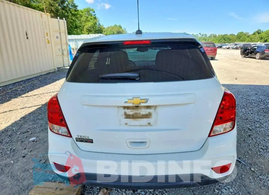 KL7CJKSM1NB533411 Photo# 6