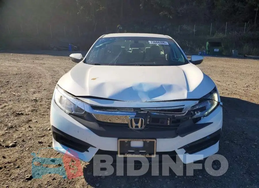19XFC2F54HE225542 Photo# 5