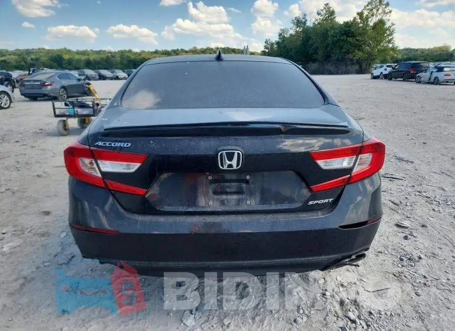 1HGCV1F37KA156136 Photo# 6