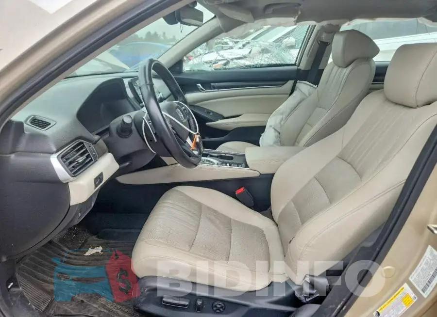 1HGCV3F52KA001782 Photo# 7
