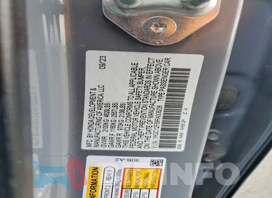 1HGCY2F59RA008238 Photo# 12