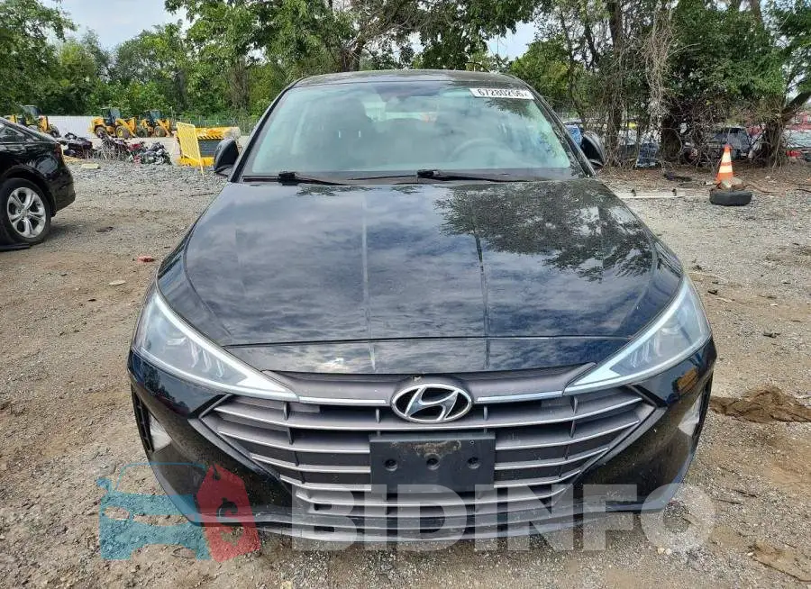 5NPD84LF4KH455814 Photo# 5