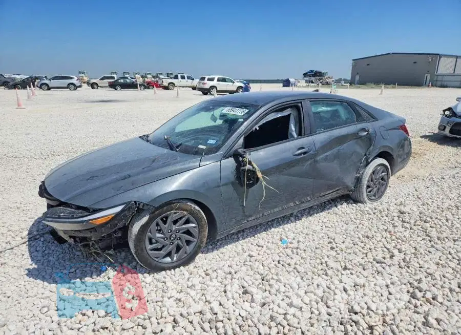 KMHLM4DG3RU676010 Photo# 1