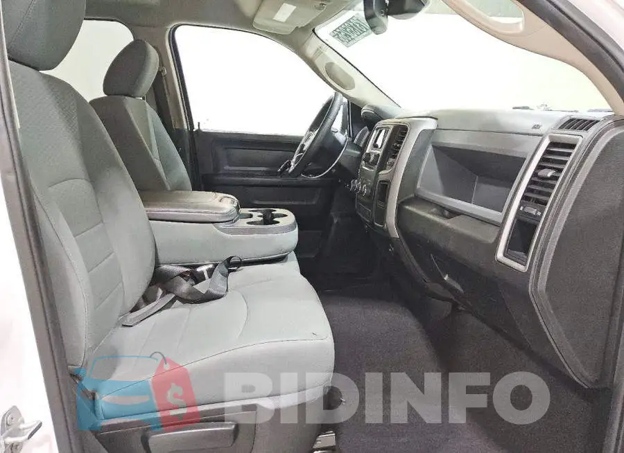 1C6RR6FG4LS158426 Photo# 13