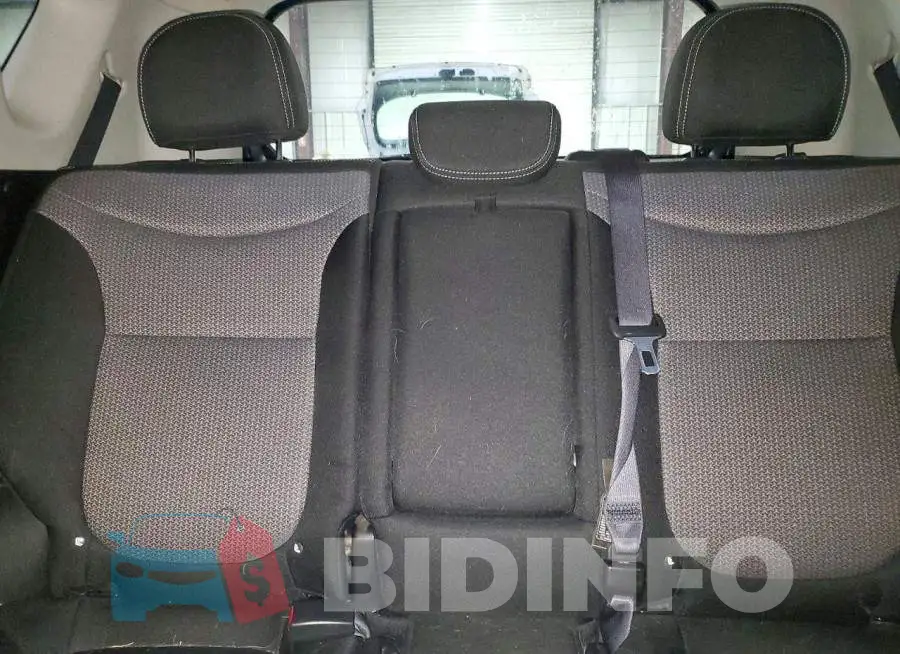 KNDJP3A5XH7472799 Photo# 10