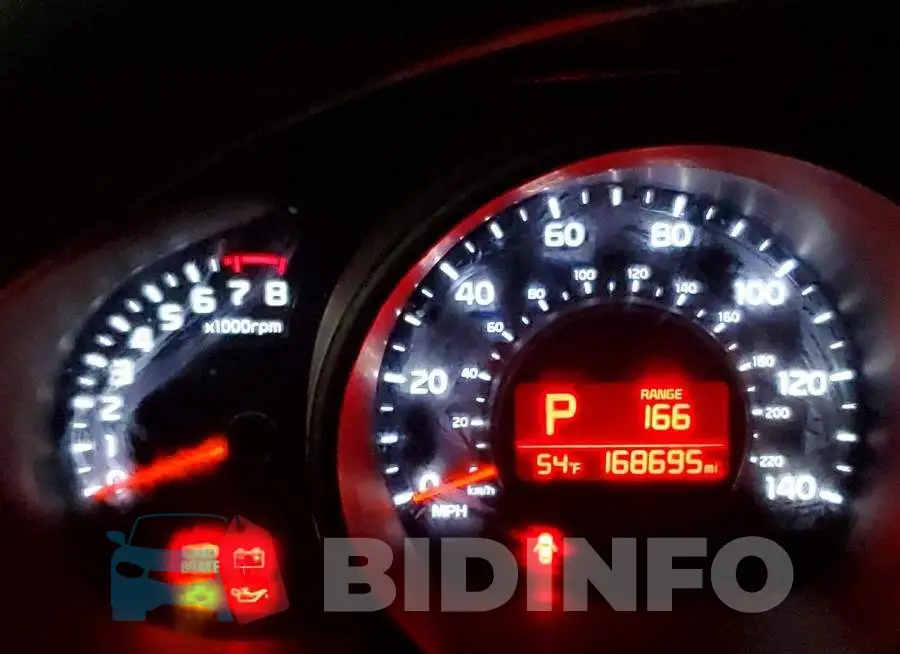 KNDJP3A5XH7472799 Photo# 9
