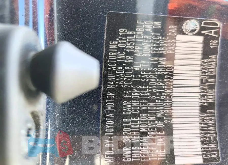 2T1BURHE3KC227709 Photo# 12