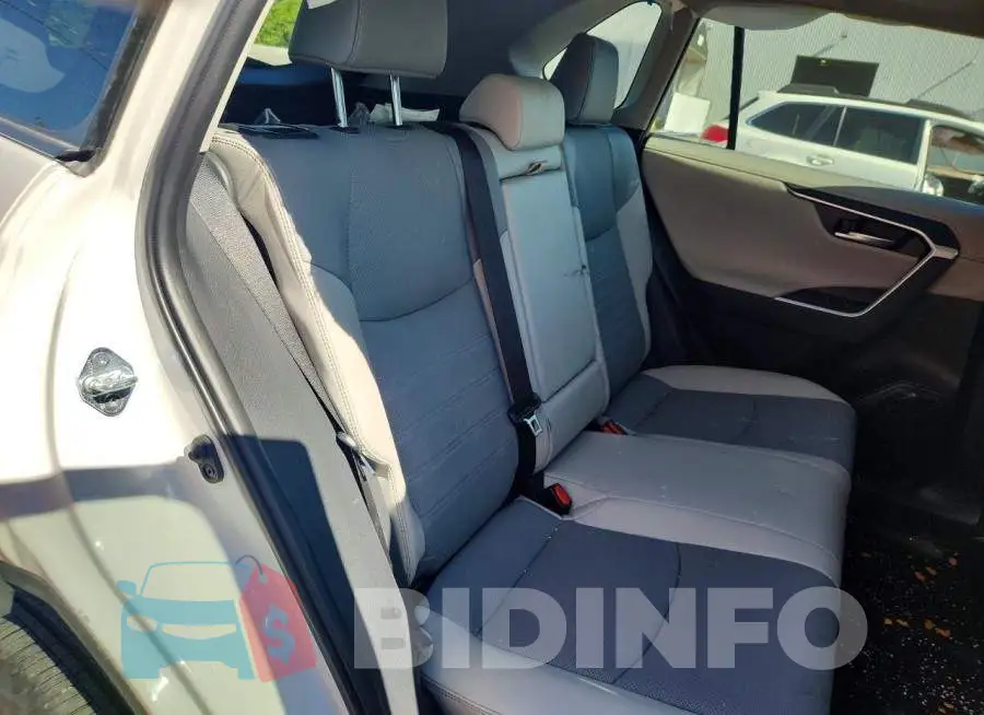 2T3D1RFV6PW370753 Photo# 10