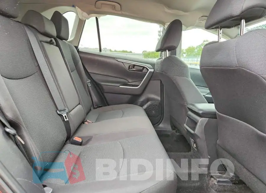 2T3F1RFV4MC240394 Photo# 11