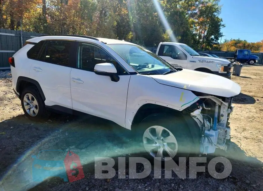 2T3G1RFV4MC251013 Photo# 4