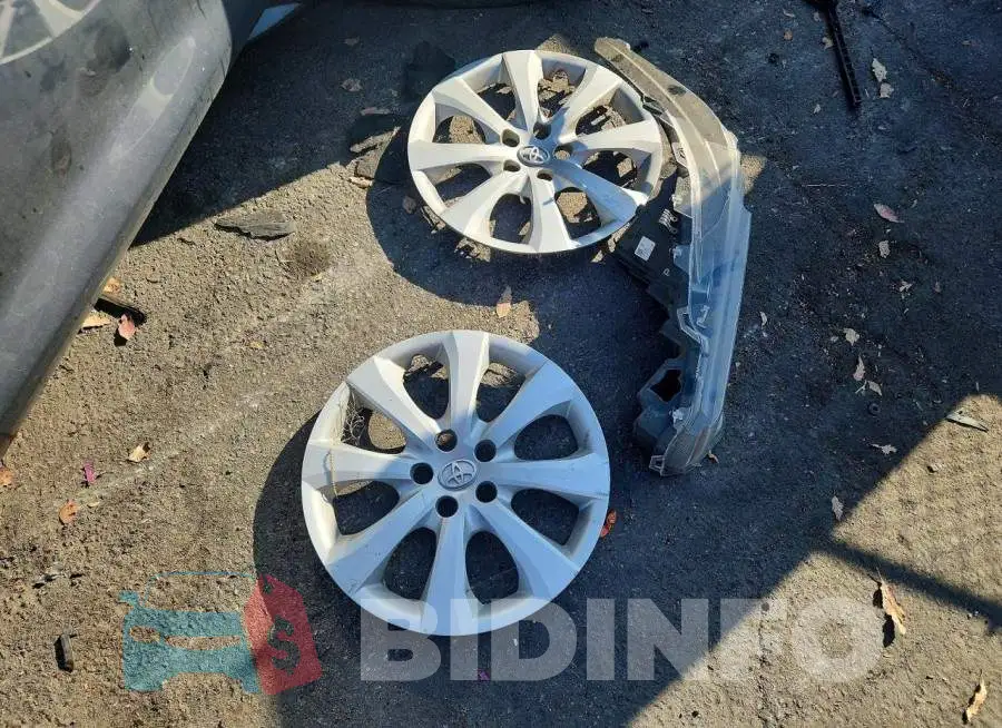 JTDBCMFE8S3106367 Photo# 12