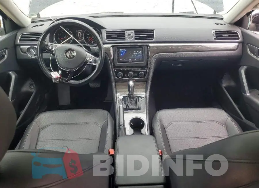 1VWBT7A38HC065767 Photo# 8