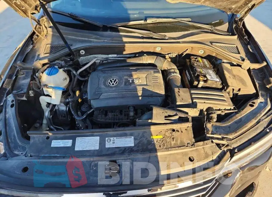 1VWGT7A37HC027890 Photo# 11