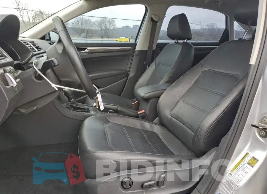 1VWGT7A3XHC022490 Photo# 7