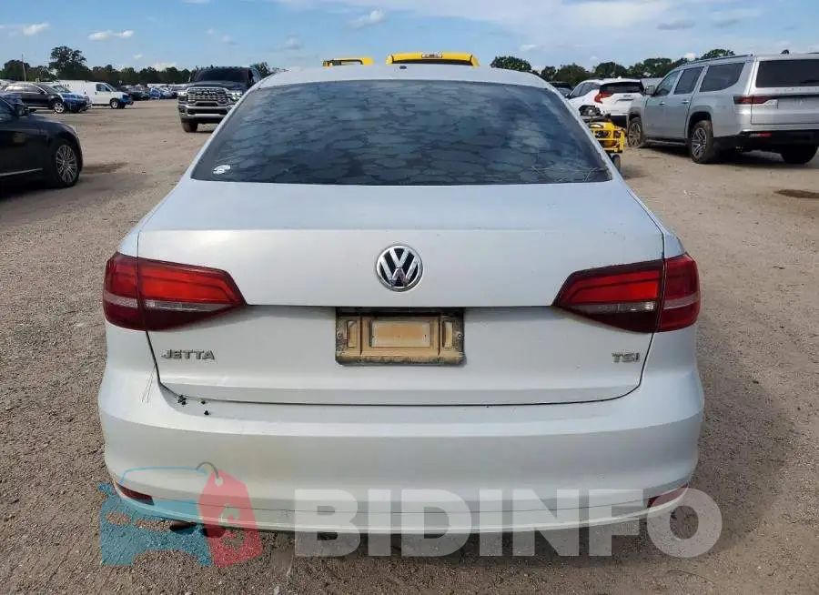 3VW167AJ5HM381384 Photo# 6