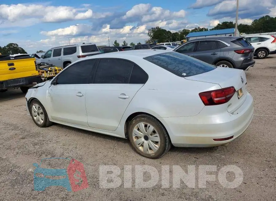 3VW167AJ5HM381384 Photo# 2