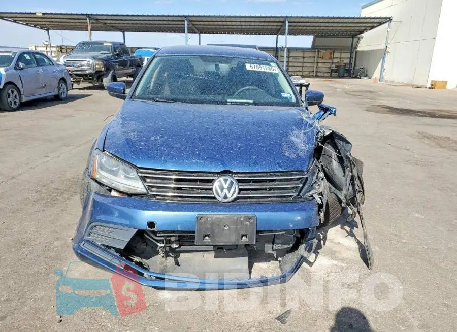 3VW2B7AJ3HM383828 Photo# 5