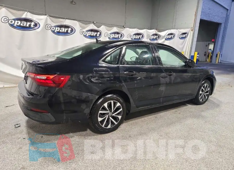 3VW5M7BU4RM053424 Photo# 3