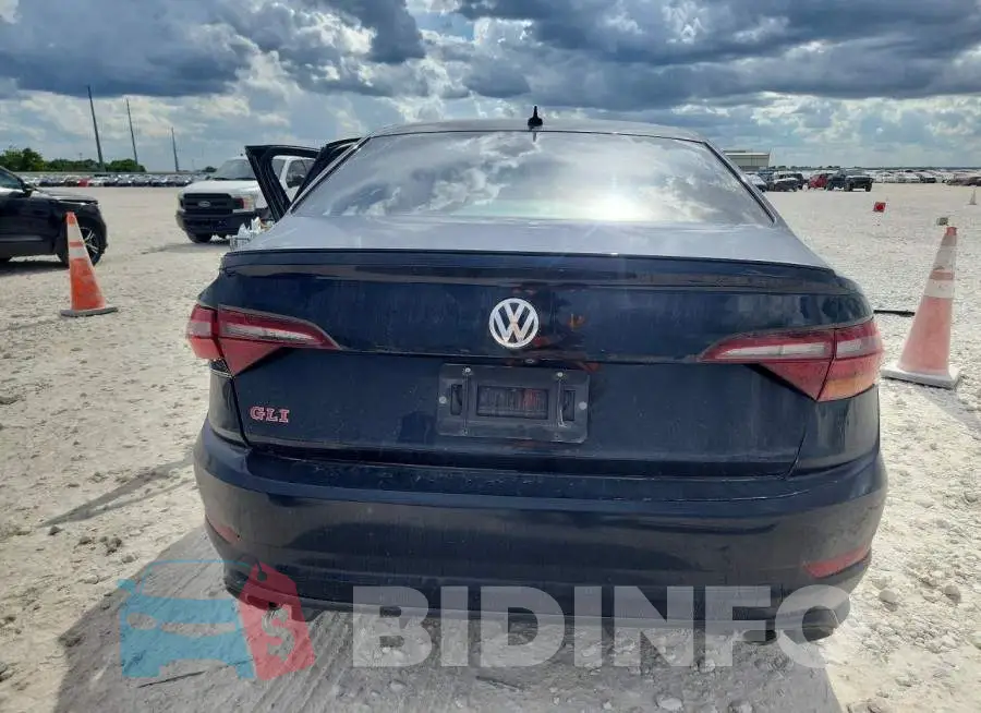 3VW5T7BU2KM225054 Photo# 6