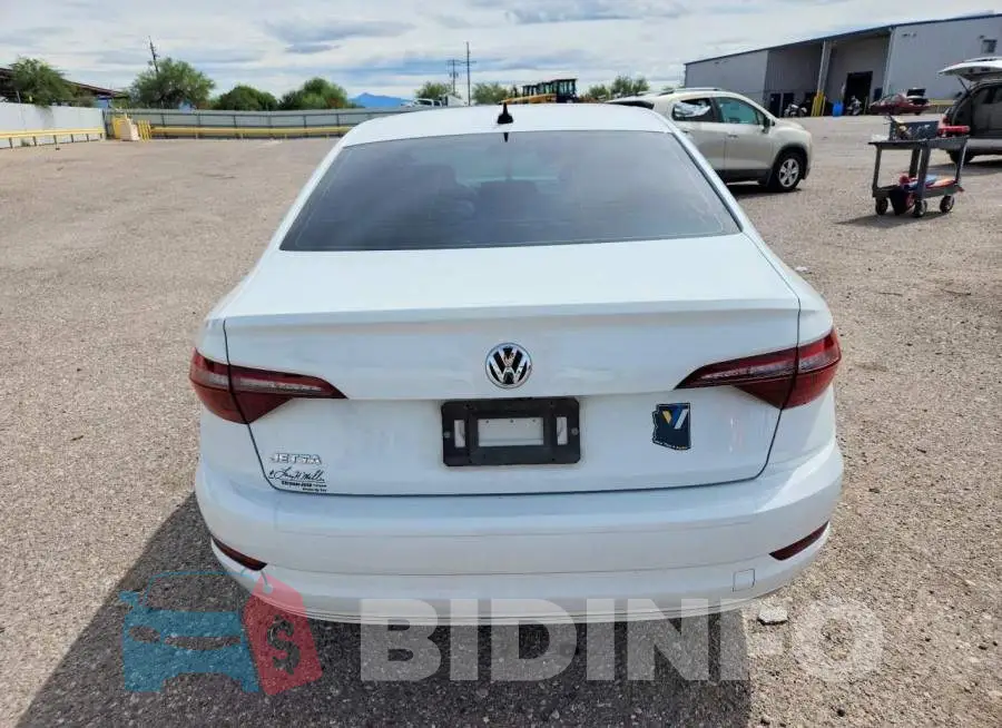 3VWC57BU3LM091416 Photo# 6