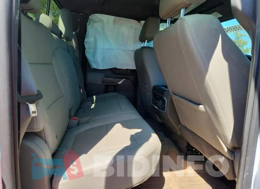 1GT59NE72NF226883 Photo# 10