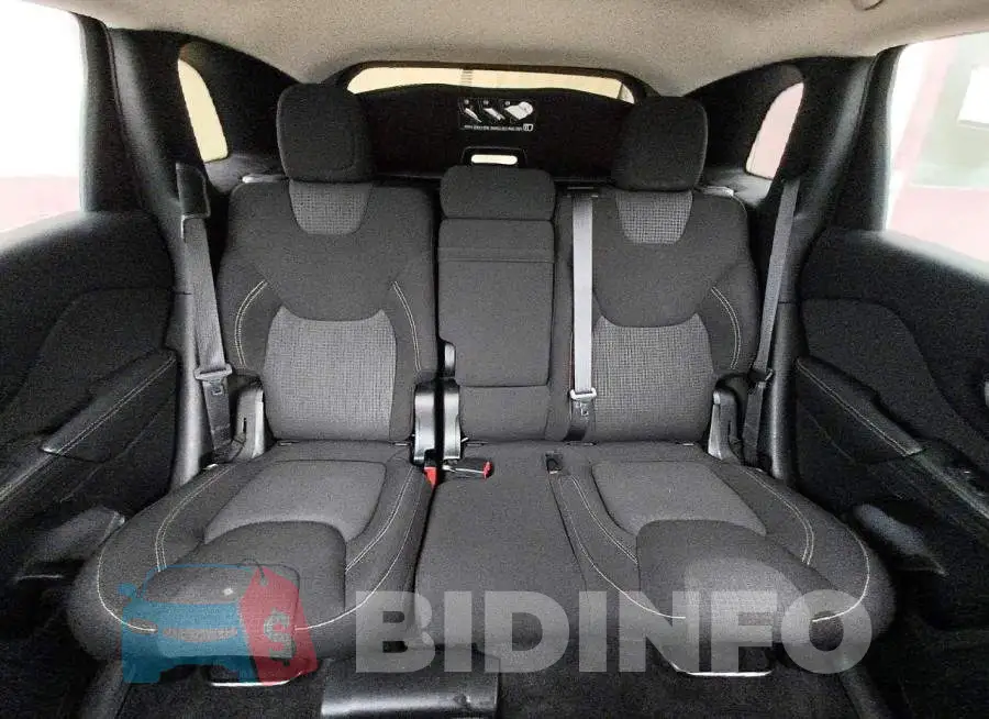 1C4PJLCB8HW503309 Photo# 10