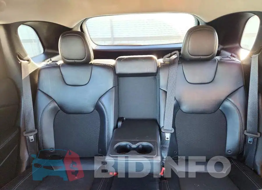 1C4PJLLB5KD232812 Photo# 10