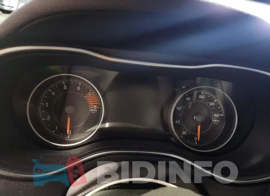 1C4PJMDX1KD166257 Photo# 9