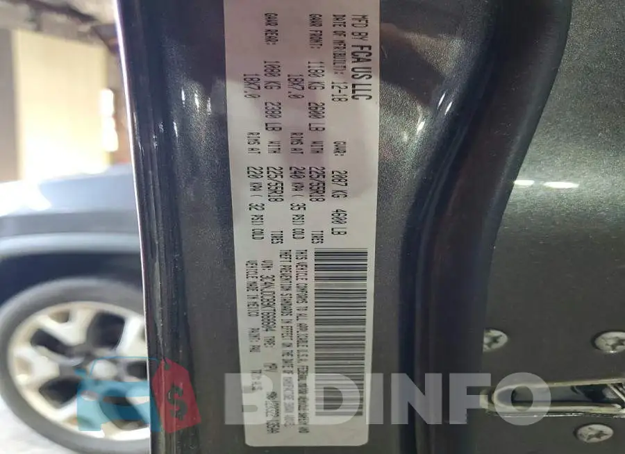 3C4NJDCB9KT668604 Photo# 12