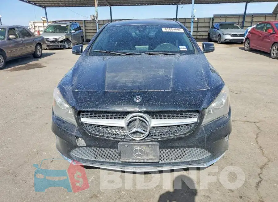 WDDSJ4EB8JN528323 Photo# 5