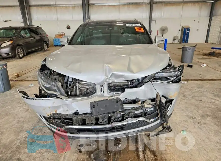 2LMPJ8LRXHBL37435 Photo# 5