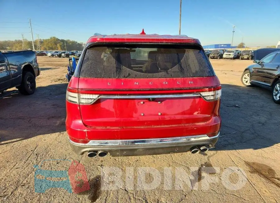 5LM5J7XC8LGL06864 Photo# 6