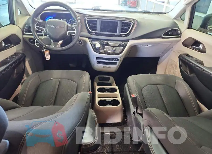 2C4RC1CG1KR698320 Photo# 8