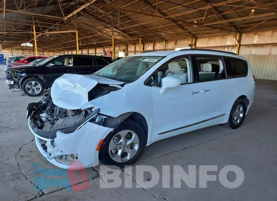 2C4RC1EG0HR764166 Photo# 1