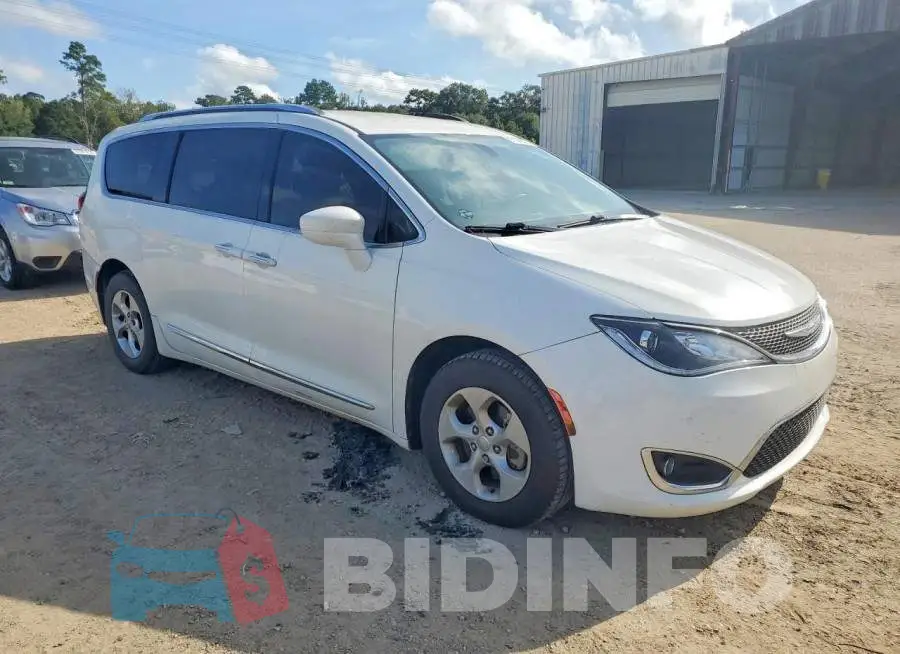 2C4RC1EG4HR515627 Photo# 4