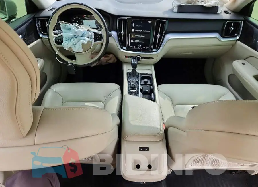 7JRA22TK7KG006767 Photo# 8