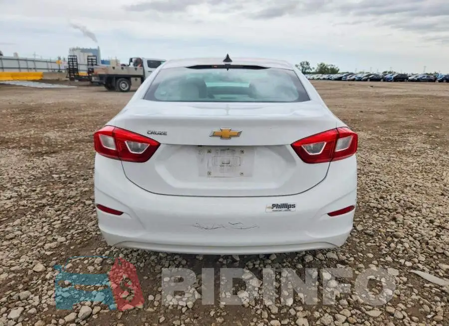 1G1BC5SM8H7127443 Photo# 6