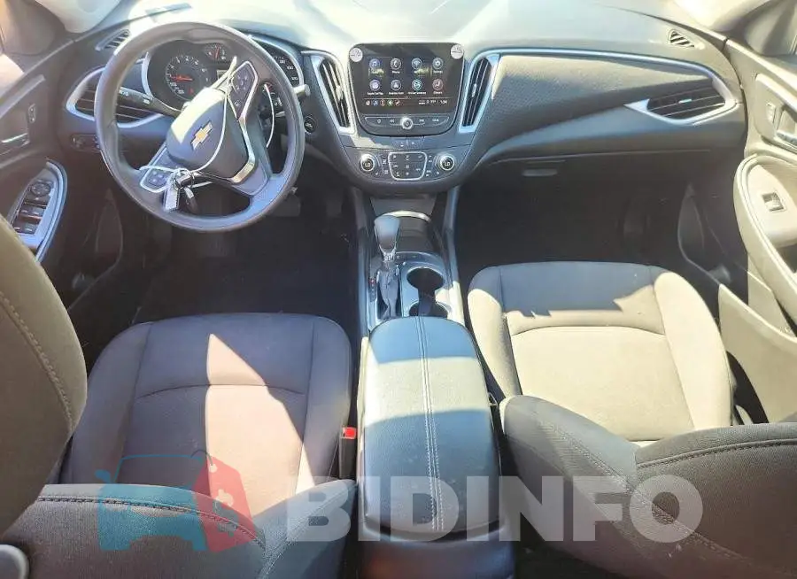 1G1ZD5ST2RF218010 Photo# 8
