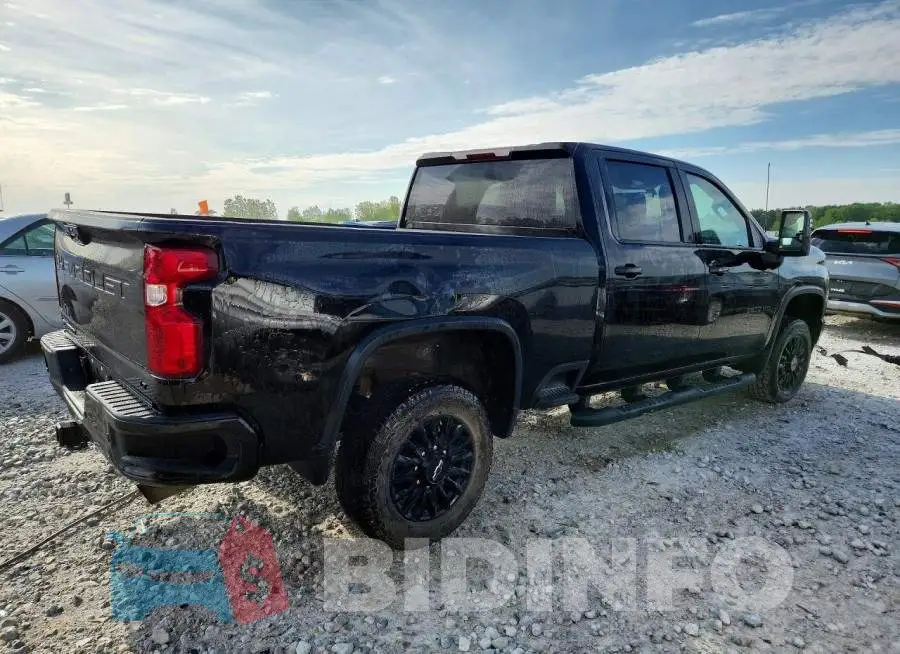 1GC4YNE7XMF122932 Photo# 3