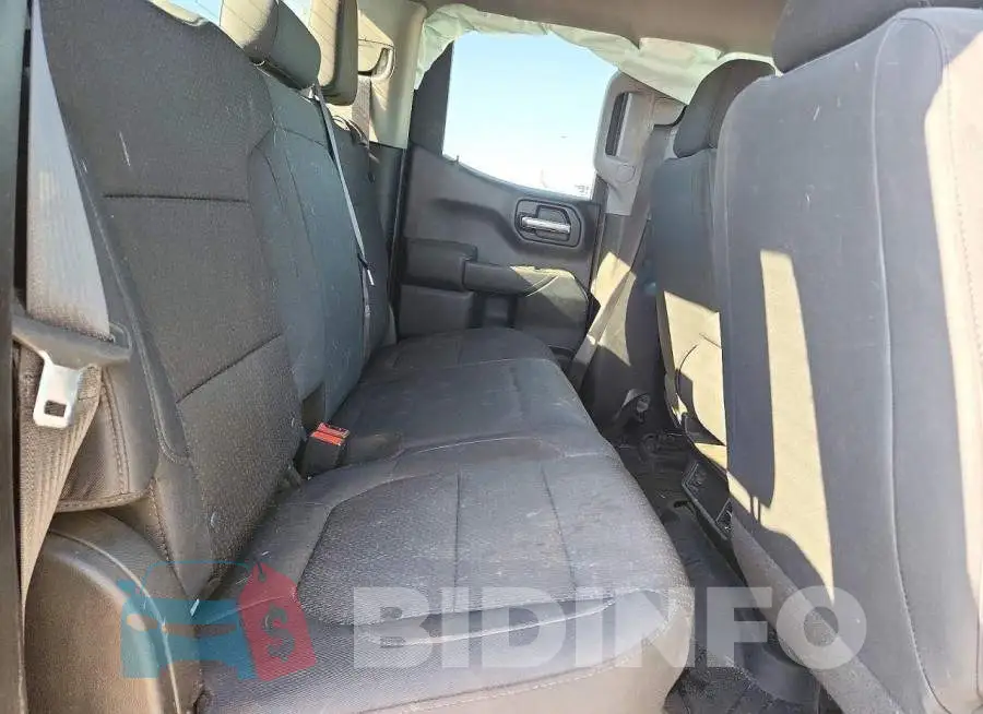 1GCRYBEH1KZ276180 Photo# 10