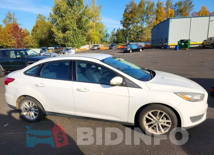 1FADP3F24HL308750 Photo# 4