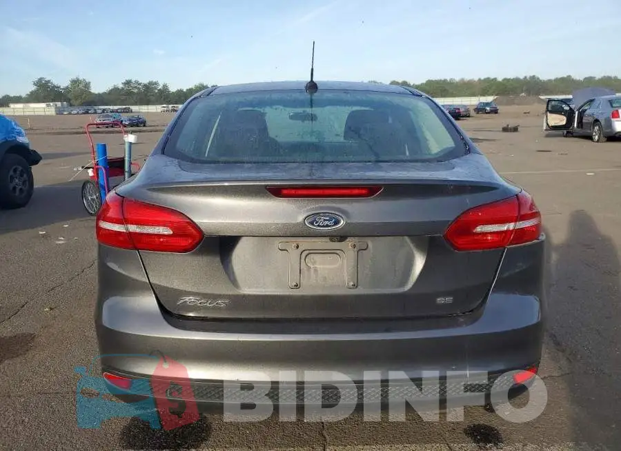 1FADP3F24HL326567 Photo# 6