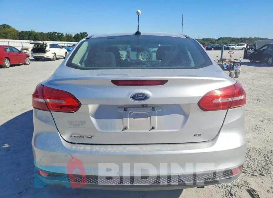 1FADP3F2XHL276161 Photo# 6