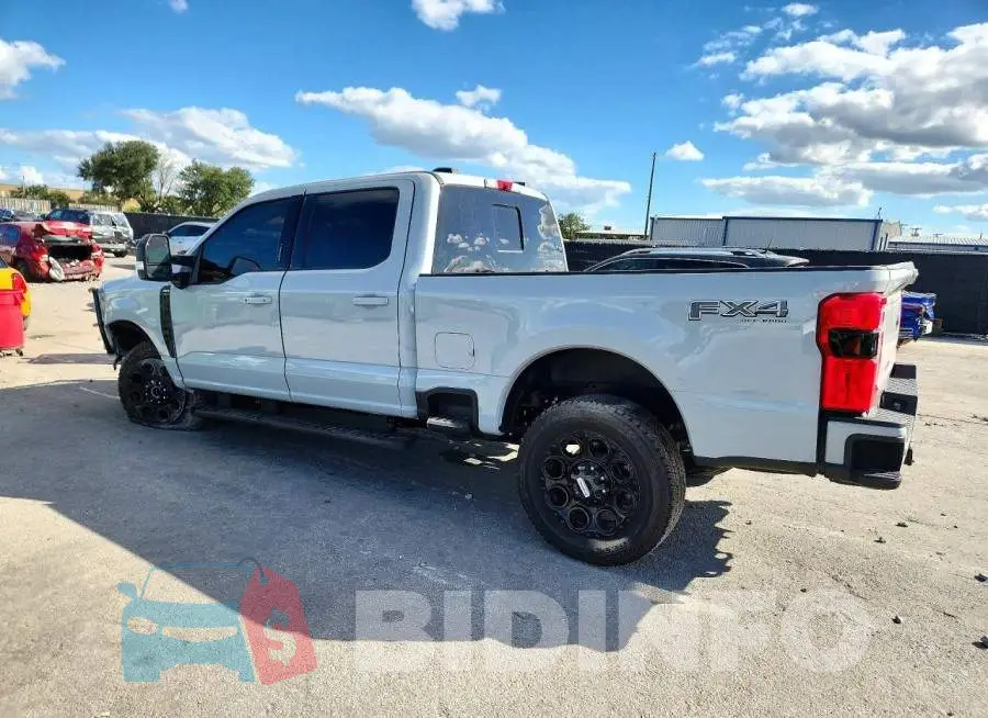 1FT8W2BN4TEE72165 Photo# 2