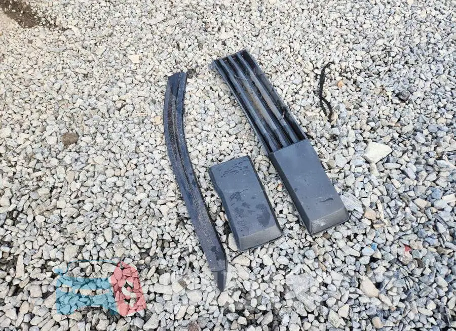 1FTFX1EF7HKC21667 Photo# 12