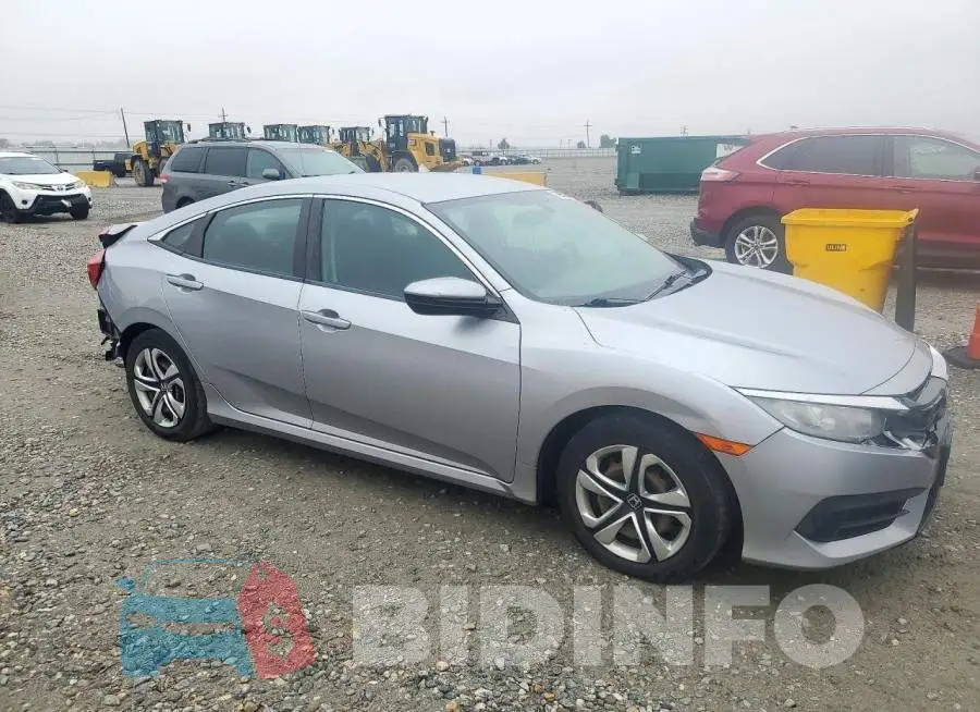 19XFC2F54HE025020 Photo# 4