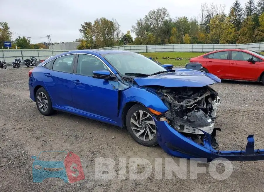 19XFC2F78HE218711 Photo# 4