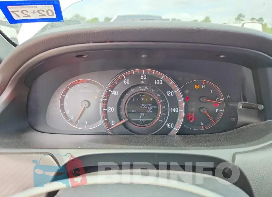 1HGCR2F1XHA030323 Photo# 9