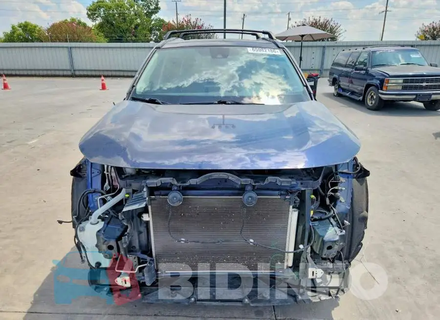 2T3C1RFV6MW154392 Photo# 5